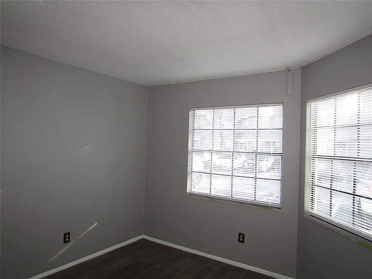 12715 Raeburn Way — Photo 11