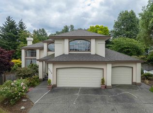 8658 165a St, Surrey, BC