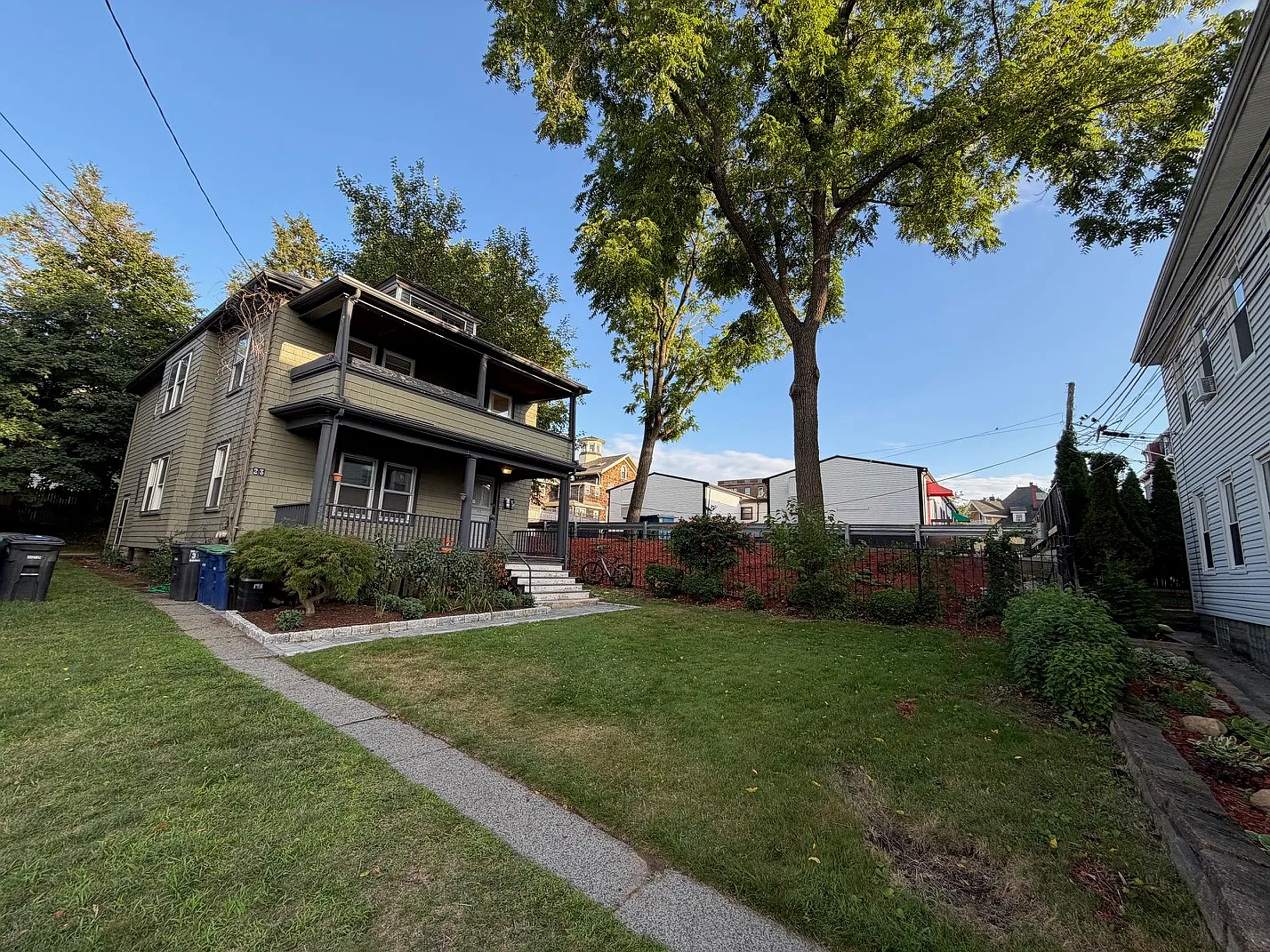 2 bed, 1100 sqft, $3,650 — Photo 2