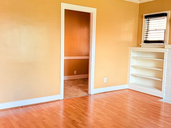 3rd image of 1631 Cota Ave