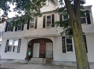 298 High St, Lowell, MA 01852