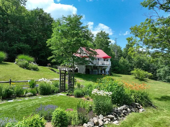 2843 Burrington Hill, Whitingham, VT 05361