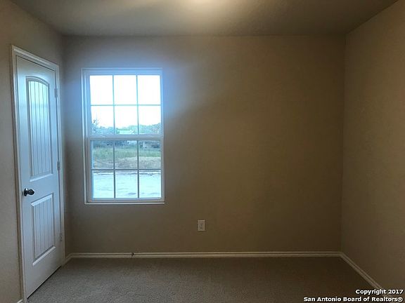 5th image of 7207 Hazel Cir