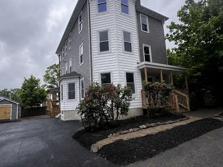 19 Reeves St #2 — Photo 1