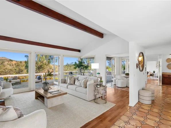 10392 Mira Vista Dr, Santa Ana, CA 92705