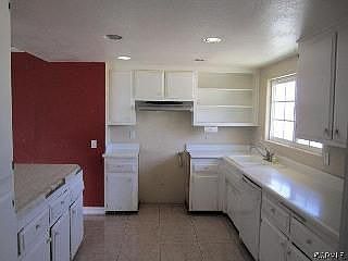 2nd image of 29231 Kimberly Ave