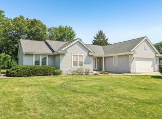 12720 W North Ln, New Berlin, WI 53151