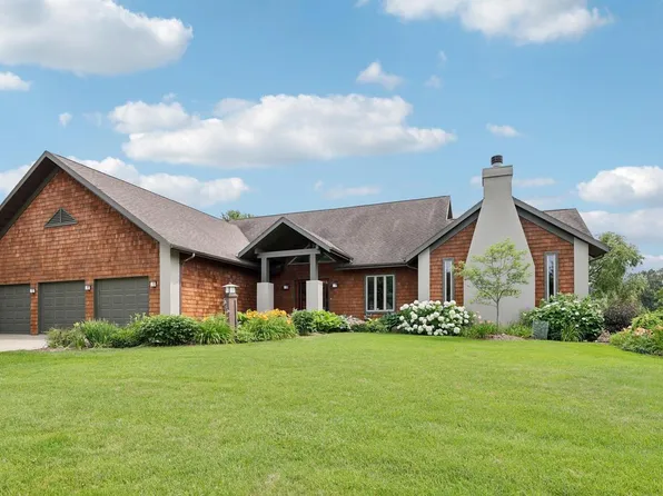 516 Hawthorn Court, Cottage Grove, WI 53527