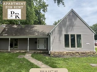 722 S 12th St #722, Clinton, IA 52732