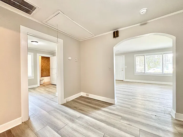 3912 N Church St — Photo 15
