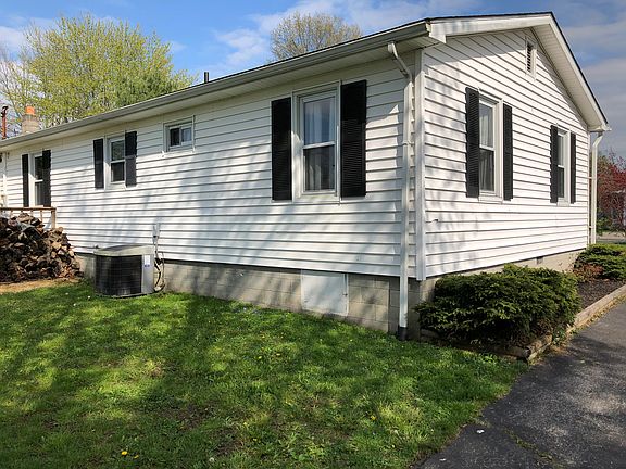 3rd image of 50 Newstedt Ave