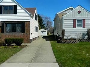 3rd image of 165 Knox Ave