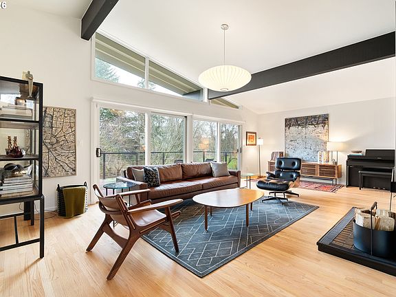 4th image of 7323 SW 24th Ave