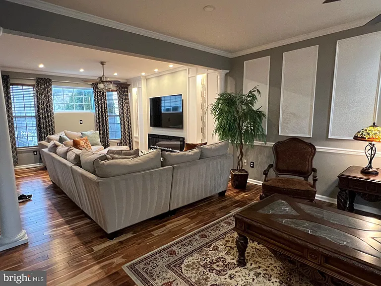 1116 S Olmsted Pkwy — Photo 21