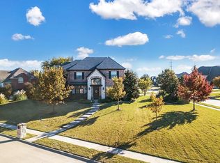 166 Overlook Dr, Sunnyvale, TX 75182