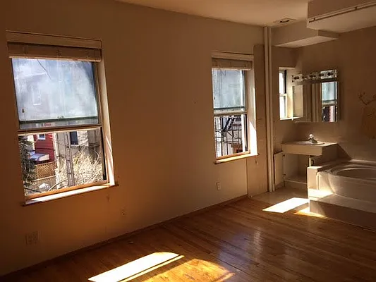 Rented by Dolores Buonocore, LREB | media 34