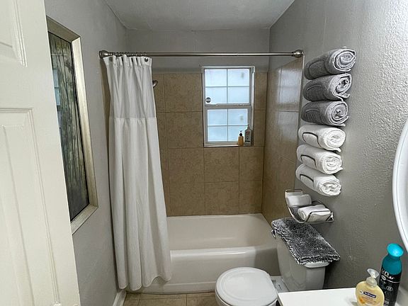 5th image of 3008 Truxillo St #3010-2