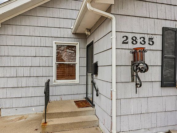3rd image of 2835 Toledo Ave S