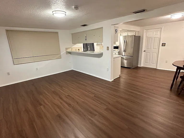 5616 Canosa Dr — Photo 5