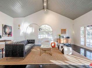 9085 Alto Cedro Dr, Beverly Hills, CA 90210