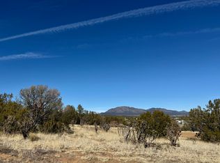 2 Wildwood Dr, Edgewood, NM 87015