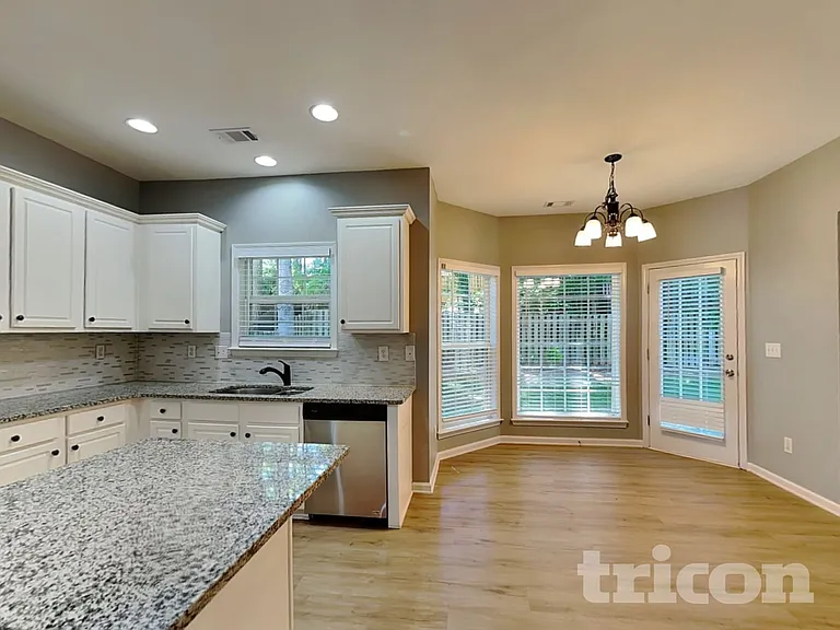 2242 Rosemoore Walk — Photo 3