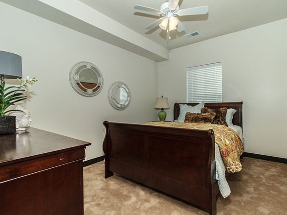 3rd image of 46810 Red Fox Ln Unit 31