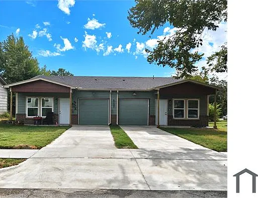 3 bed, 1250 sqft, $1,400 — Photo 1