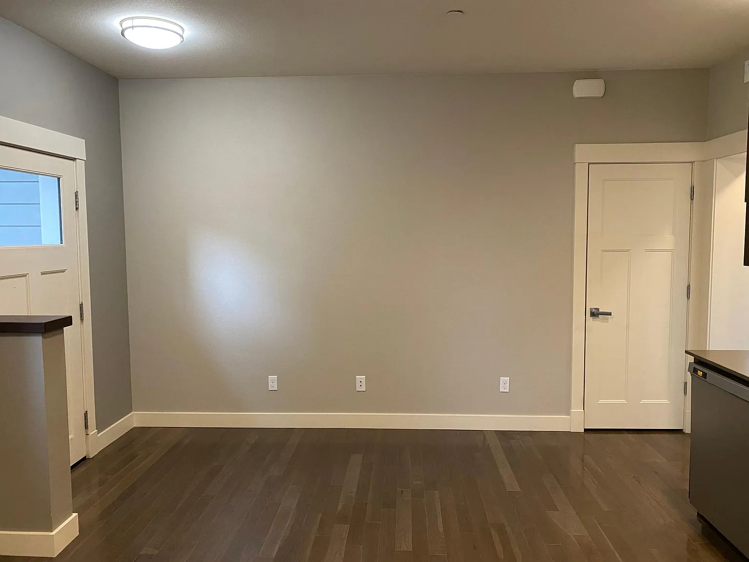 1 bed, 625 sqft, $1,499 — Photo 4