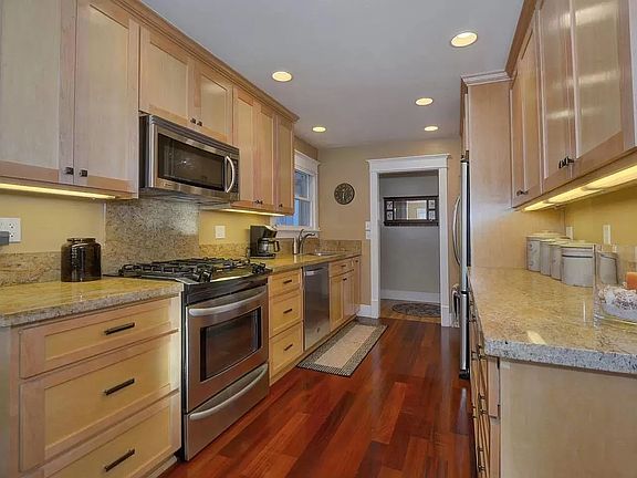 4th image of this home