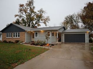 104 Carolee Ln, Morrison, IL 61270