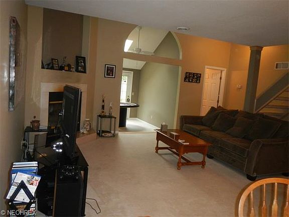 3rd image of 321 N Bayshore Dr #1