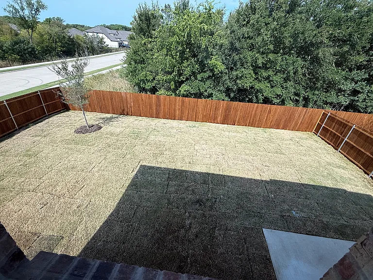 2201 Burnwood St — Photo 36