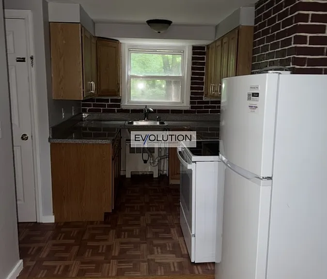 151-154 Ridgeland Rd #151 — Photo 3