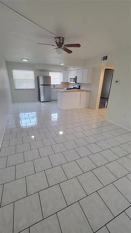 1 bed, 1.0 bath, 646 sqft, $1,400 — Photo 2