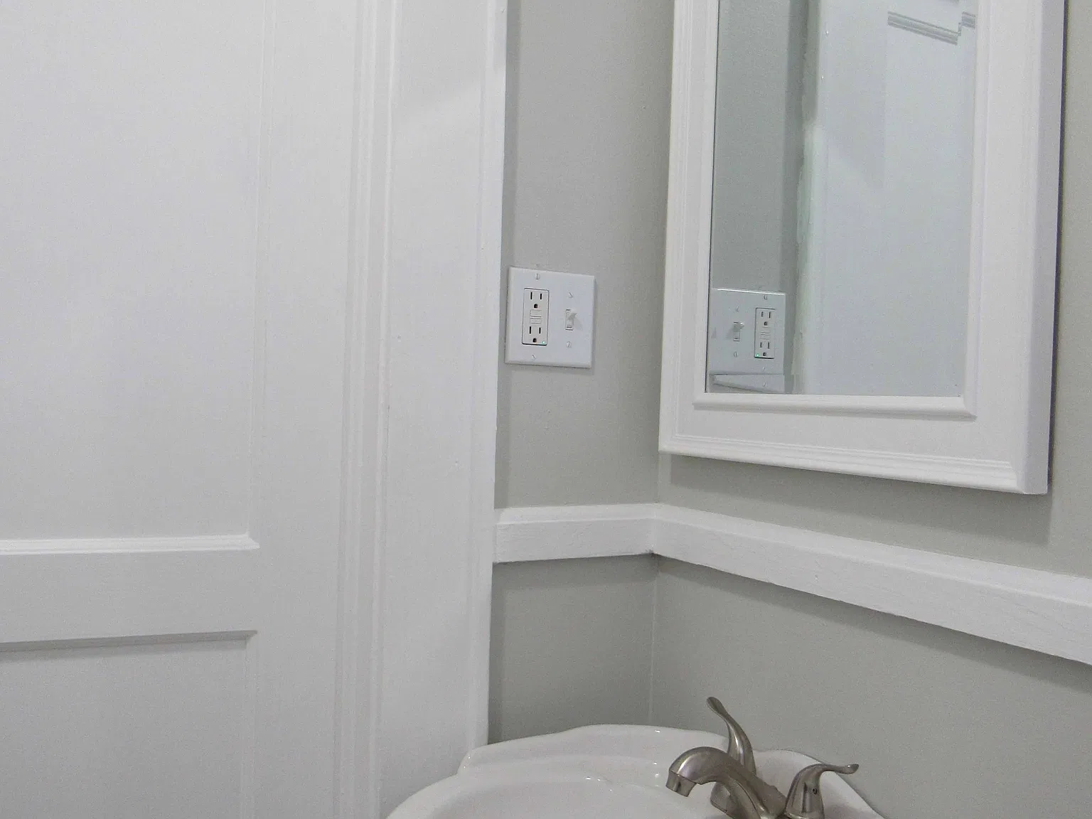 1401 Brown Avenue - 1 — Photo 2