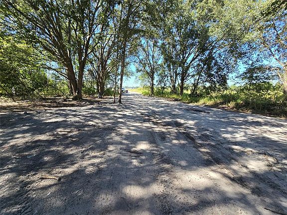 3rd image of SW 150th St