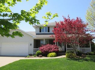 2639 Cliffwood Dr, Burlington, IA 52601