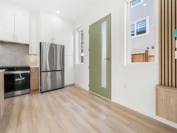 5th image of 3583 Haida Dr #1