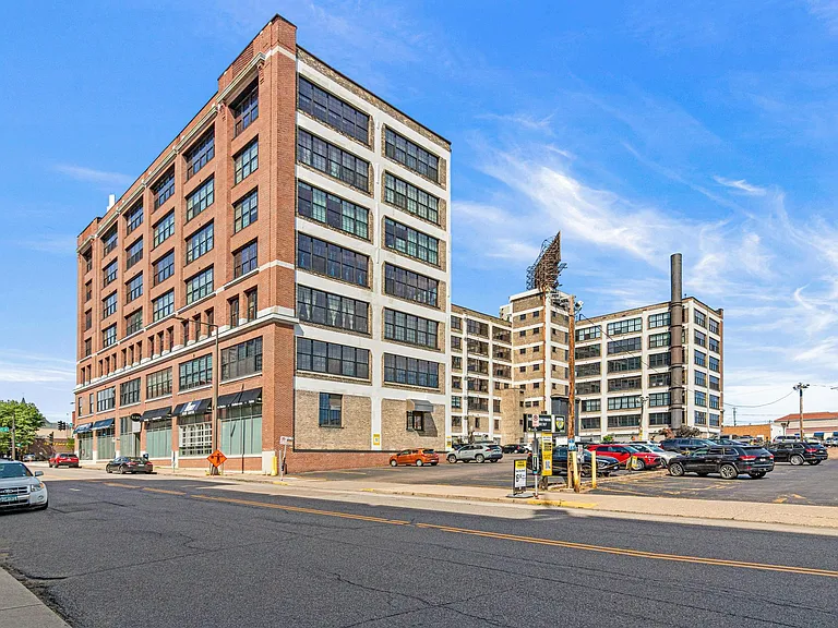 500 Robert St #401 — Photo 22