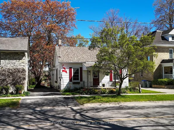 353 Queen St E, Saint Marys, ON N4X 1C8