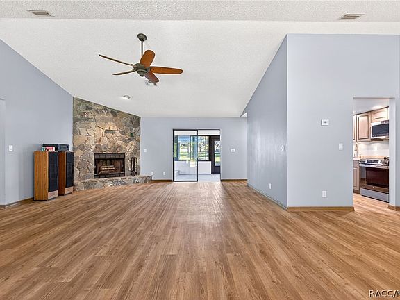 5th image of 2393 W Fairway Loop