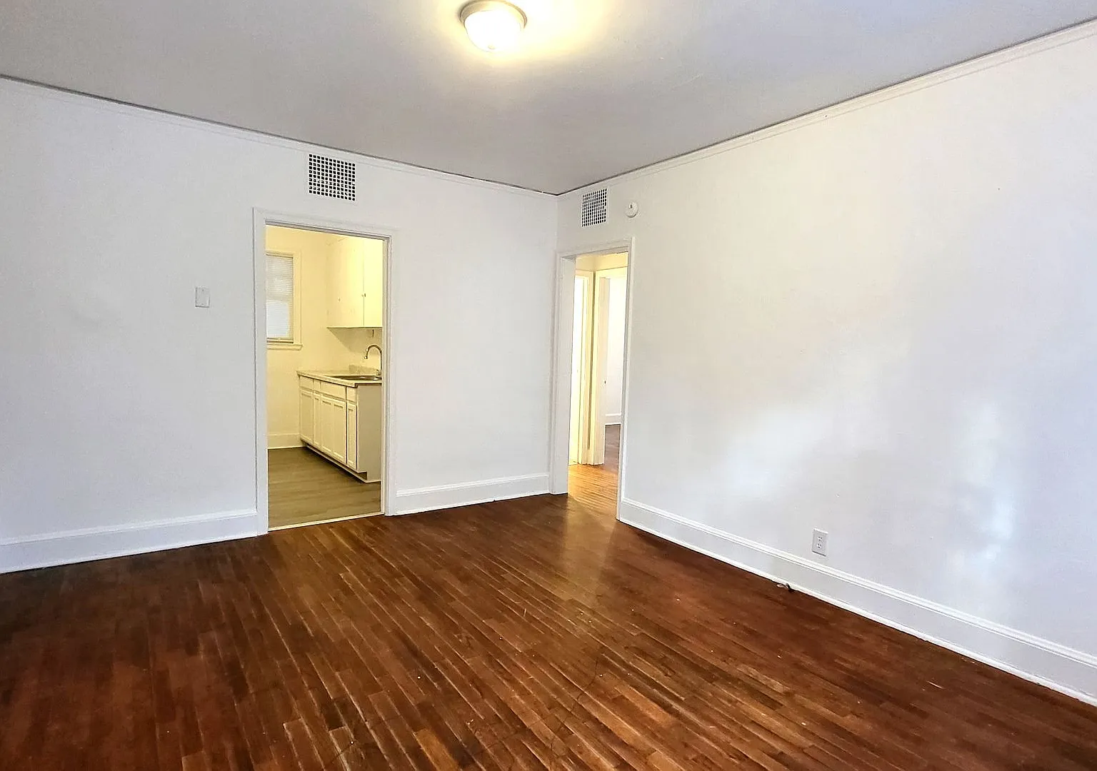Two Bedroom Apt For Rent in Sumter SC! — Photo 3