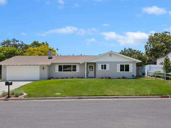 246 3rd St, Solvang, CA 93463