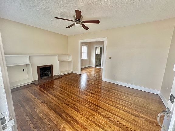 4th image of 4658 32nd St