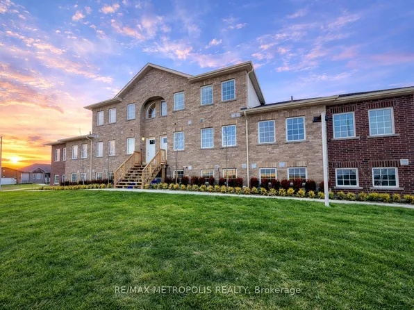 50 Maple Ave #206, Asphodel Norwood, ON K0L 2V0