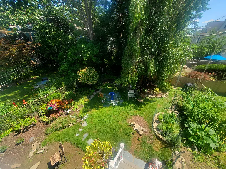 38 Summit Ave #2 — Photo 34