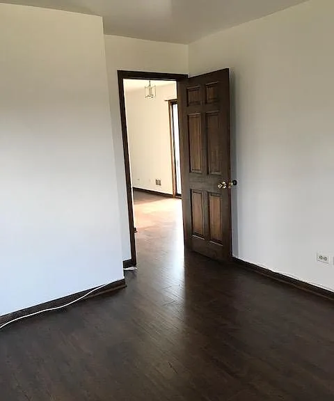 691 W Everett Rd — Photo 28