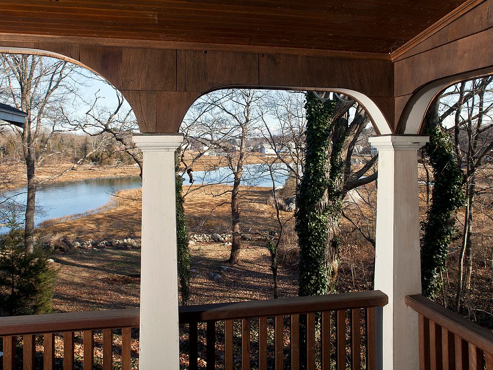 2nd image of 52 Bonnie Brier Cir