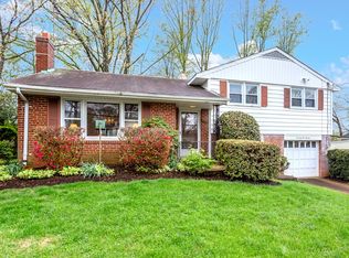 7513 June St, Springfield, VA 22150